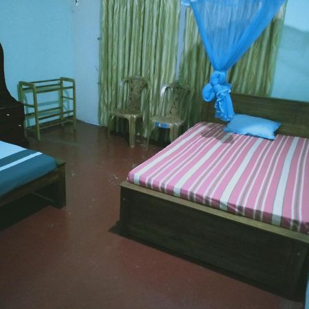 Umaya Rest Inn Balangoda Kültér fotó