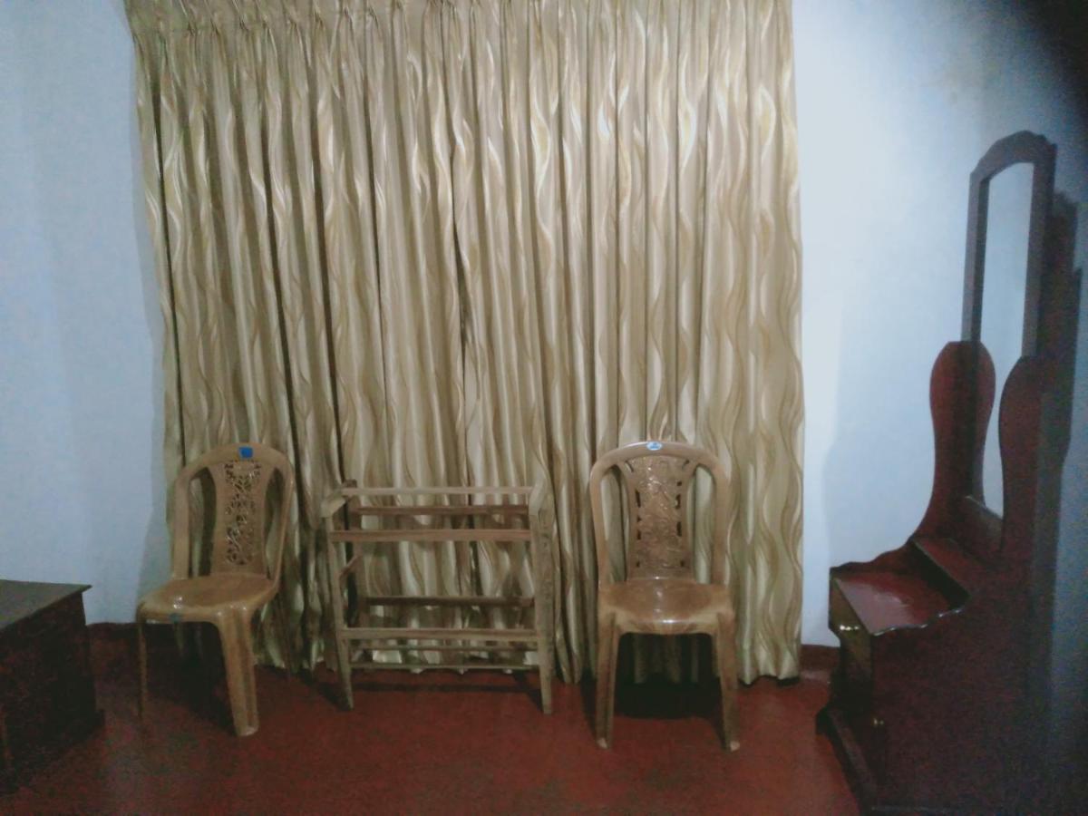 Umaya Rest Inn Balangoda Kültér fotó